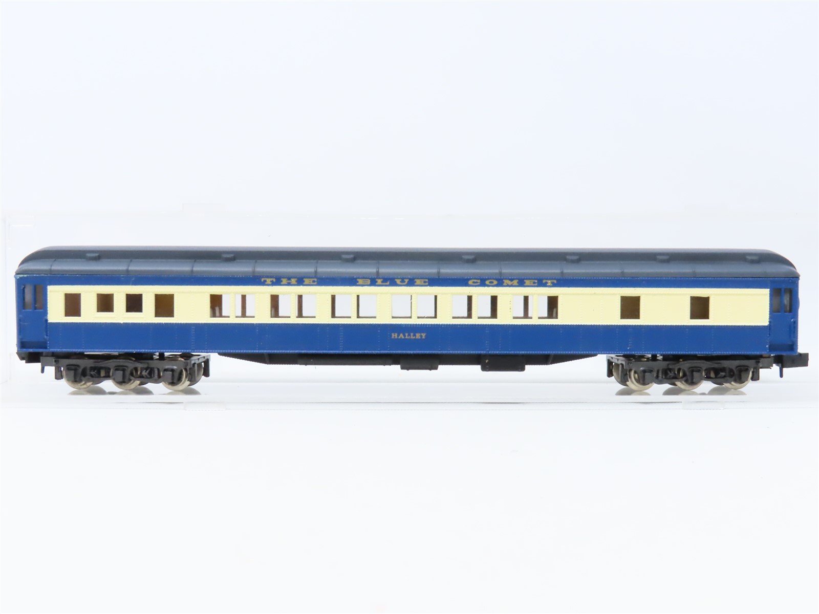 N Scale Rivarossi CNJ 'The Blue Comet' Coach Passenger Car "Halley"