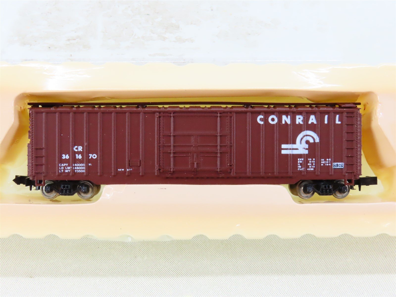 N Scale Con-Cor 0001-01471P CR Conrail 50' Rib Side Box Car #361670
