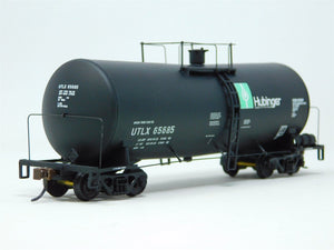 HO Scale Walthers #932-7222 UTLX Hubinger 16K Gal. Funnel Flow Tank Car #65685