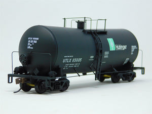 HO Scale Walthers #932-7222 UTLX Hubinger 16K Gal. Funnel Flow Tank Car #65685