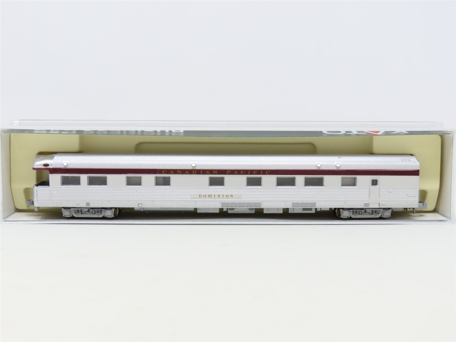 N Scale KATO 156-0809 CP Canadian Pacific Business Passenger Car "Dominion"