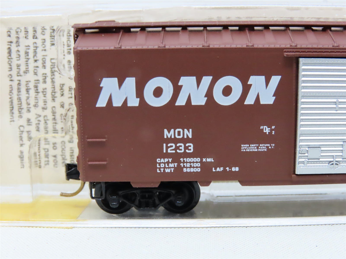 N Scale Kadee Micro-Trains MTL 20770 MON Monon 40&#39; Single Door Box Car #1233