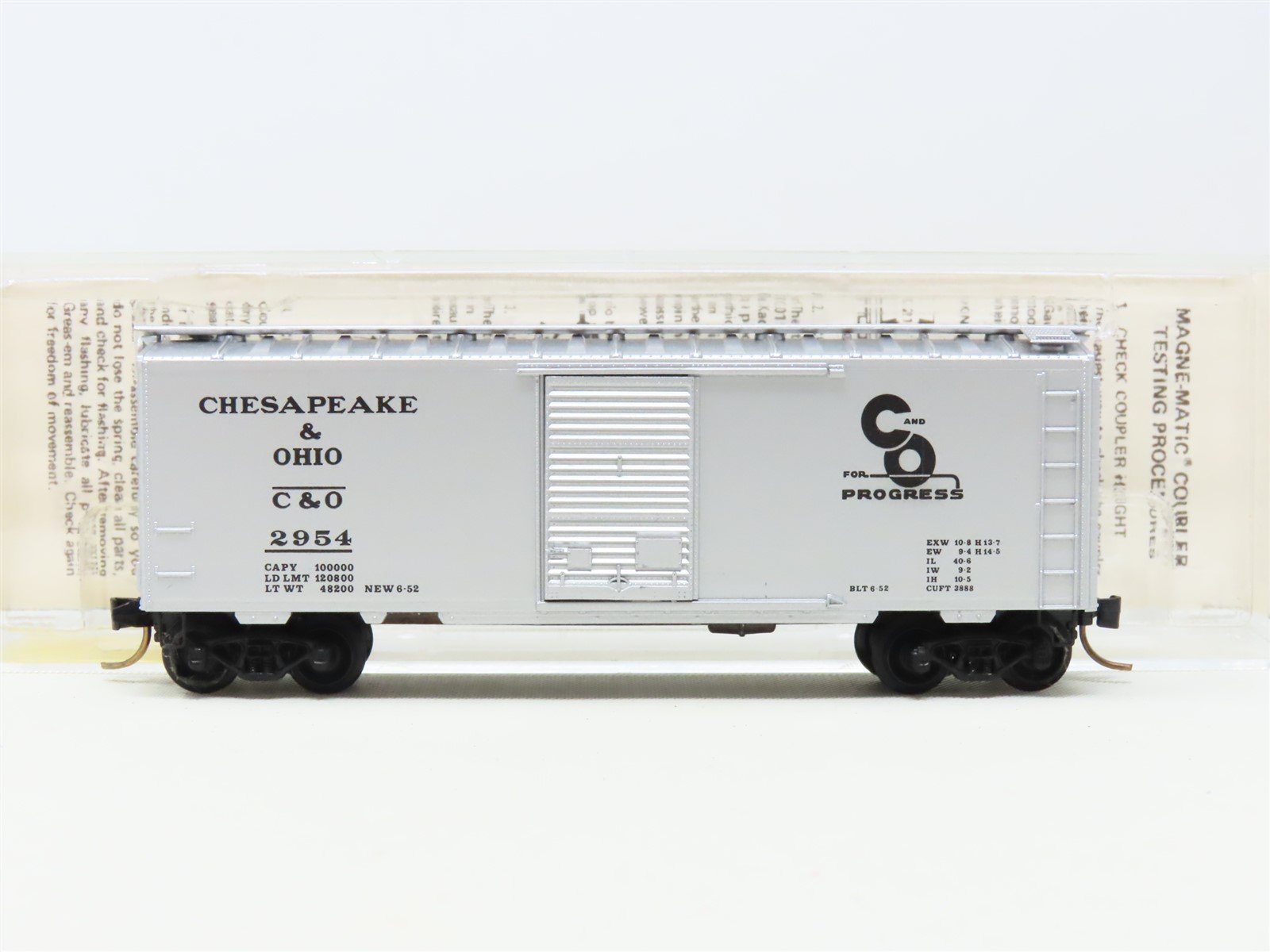 N Scale Kadee Micro-Trains MTL 20820 C&O Chesapeake & Ohio 40' Box Car #2954