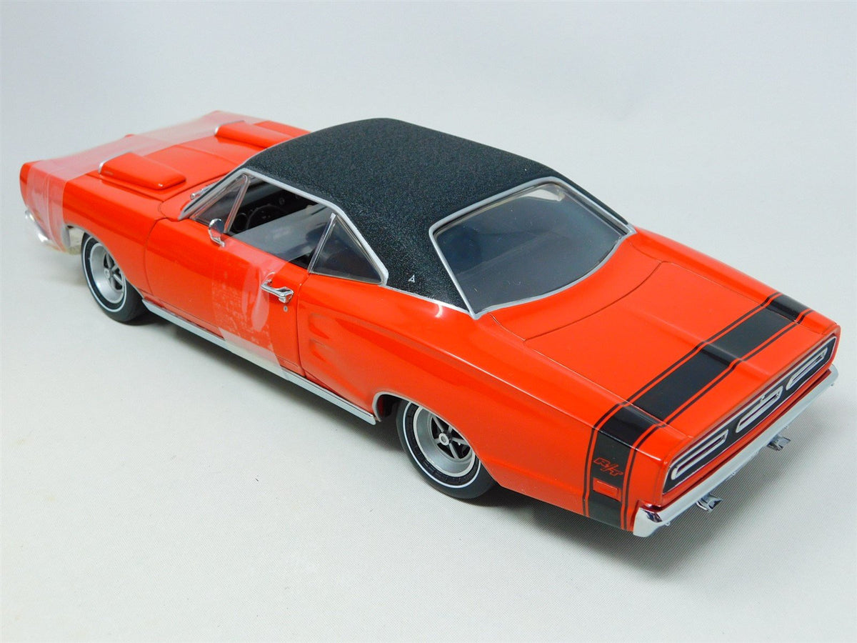 1:18 Scale ERTL American Muscle Mint 32075 1969 Dodge Coronet R/T 426 Hemi