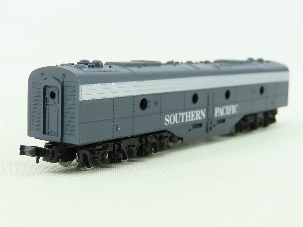 N Scale Con-Cor 0001-002771 SP &quot;Bloody Nose&quot; EMD E8B Diesel No# - Unpowered