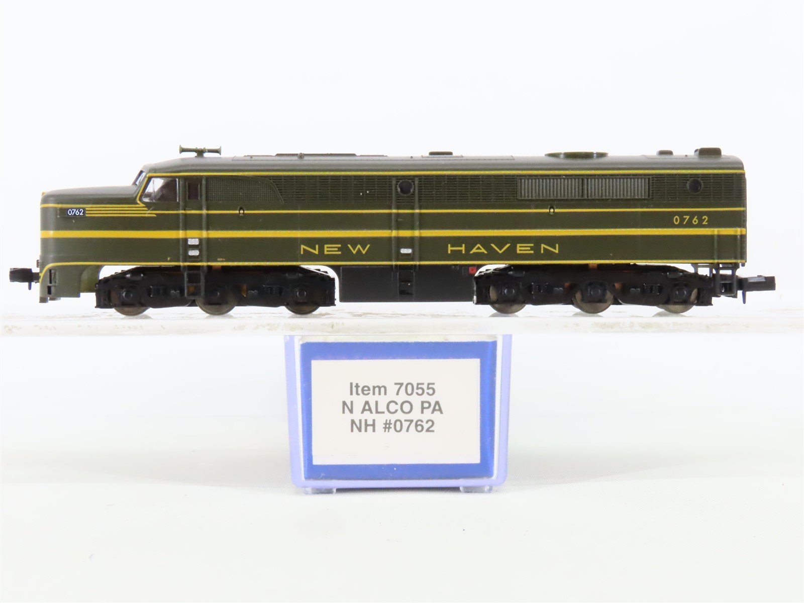 N Scale Life-Like 7055 NH New Haven PA Diesel Locomotive #0762
