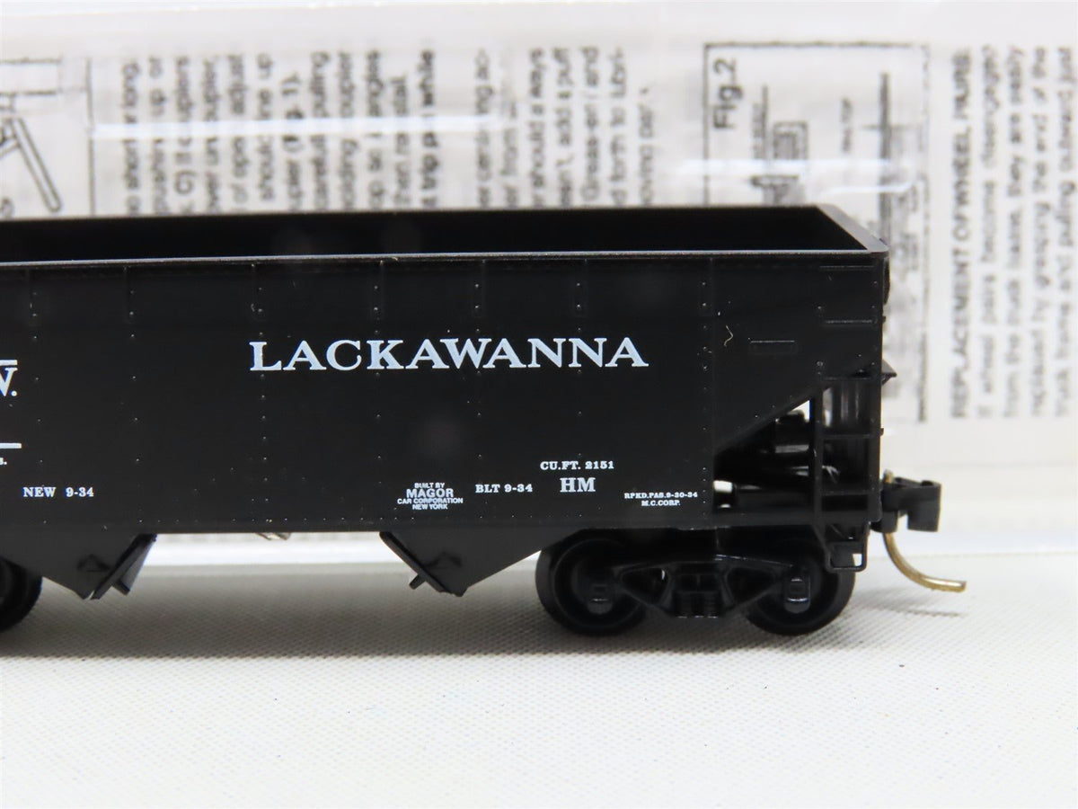 N Scale Micro-Trains MTL 55130 DL&amp;W Lackawanna 33&#39; 2-Bay Hopper #83321