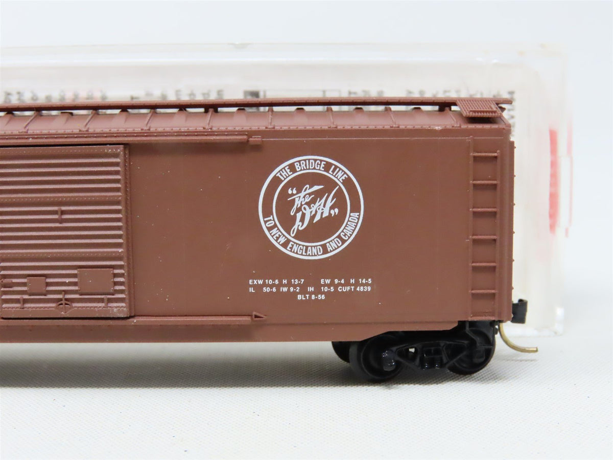 N Micro-Trains MTL 31070 D&amp;H Delaware &amp; Hudson 50&#39; Single Door Box Car #22134