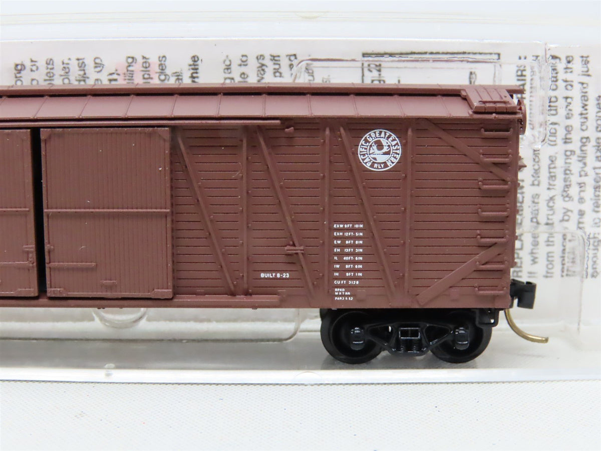 N Scale Micro-Trains MTL 29080 PGE Pacific Great Eastern 40&#39; Box Car #4101