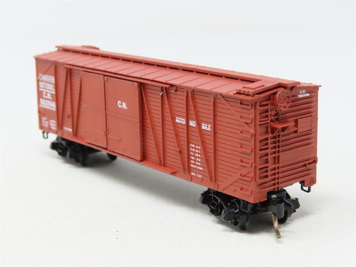 N Scale Micro-Trains MTL 29070 CN Canadian National 40&#39; Box Car #582596