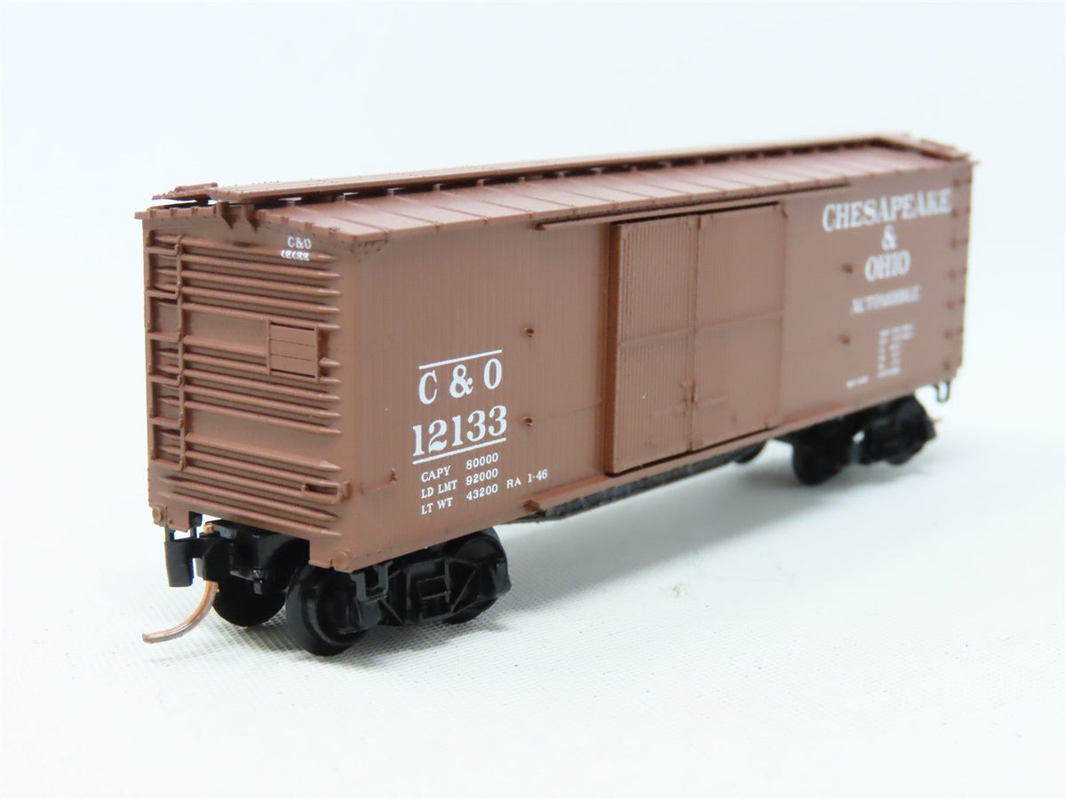 N Scale Micro-Trains MTL 43070 C&amp;O Chesapeake &amp; Ohio 40&#39; Box Car #12133