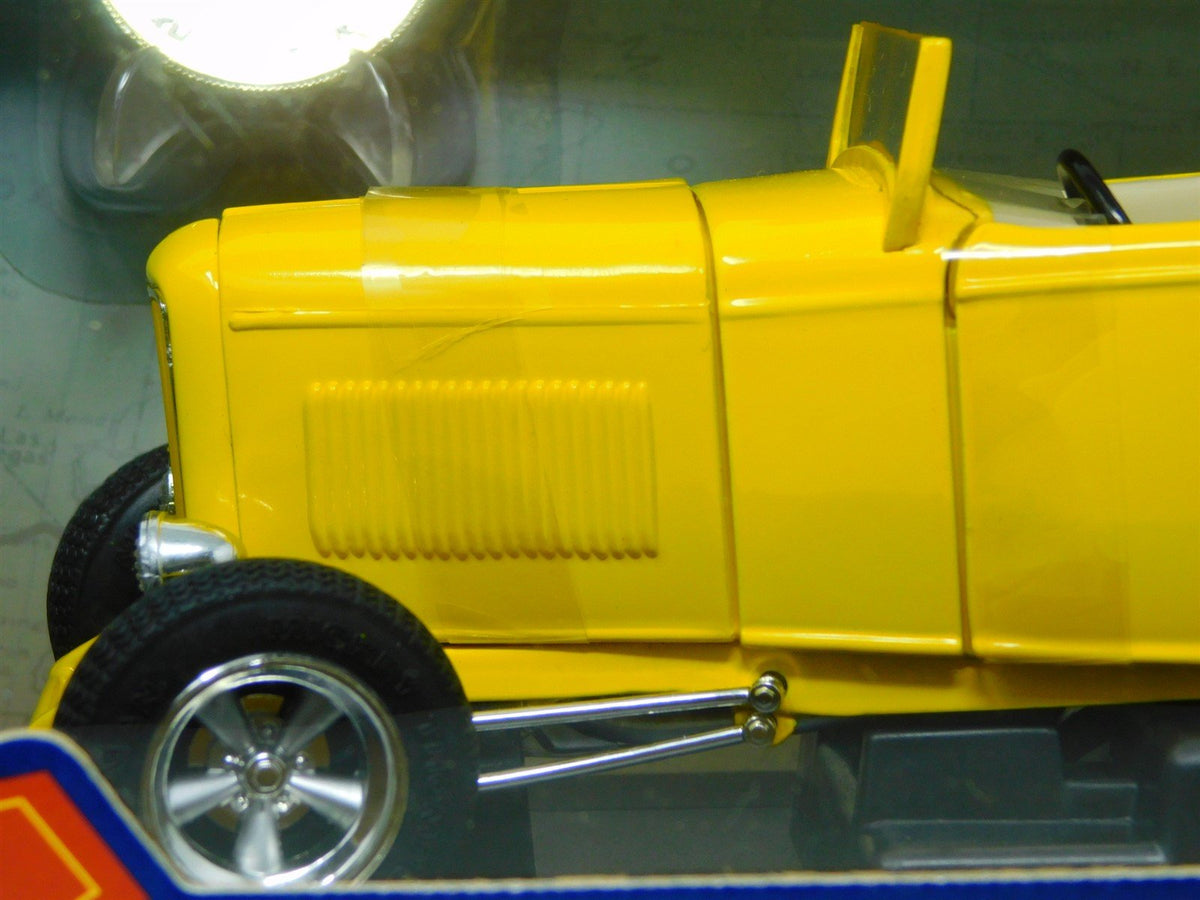 1:18 Scale Route 66 &quot;Get your Kicks&quot; RCE76254 1932 Ford Street Rod