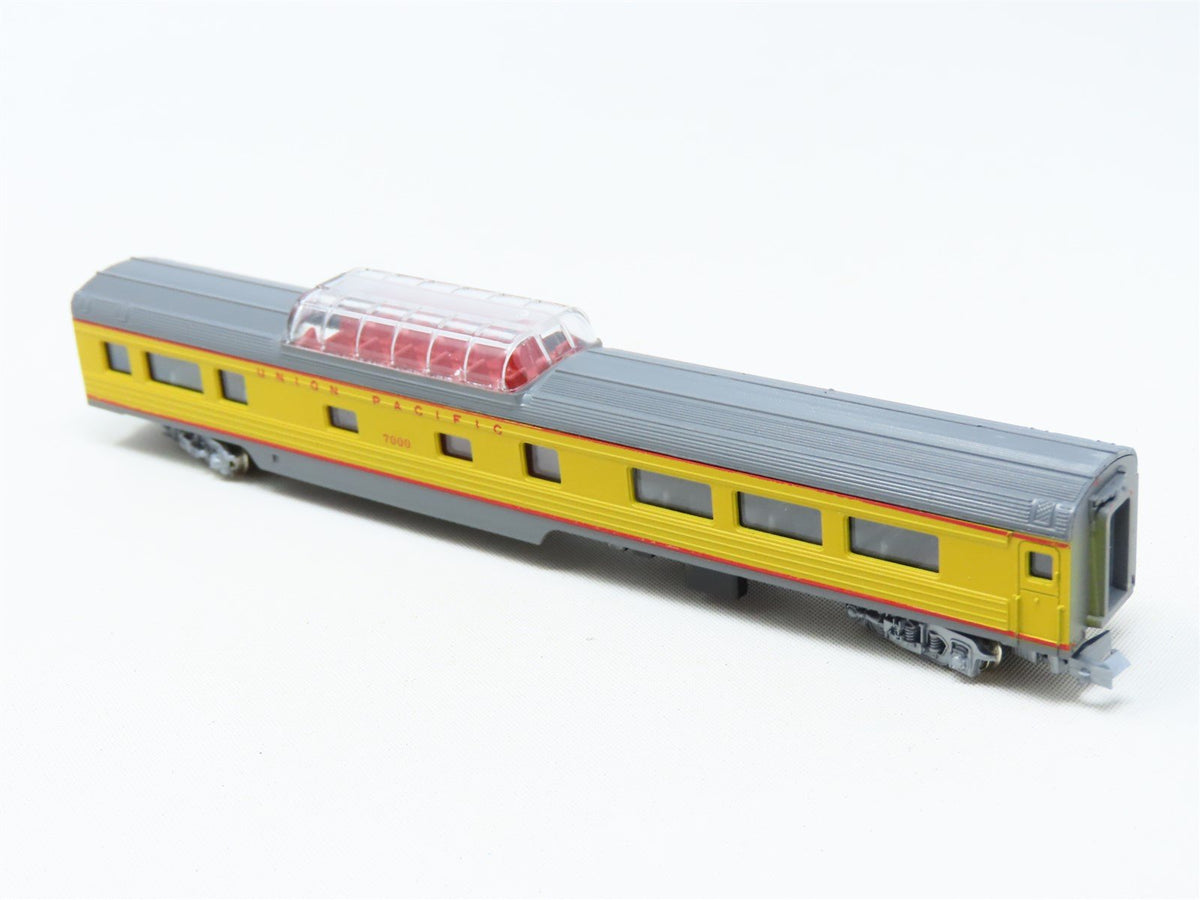 N Scale Con-Cor 0001-04061E UP Union Pacific 85&#39; Dome Passenger Car #7000