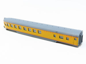 N Scale Con-Cor 4041-E UP Union Pacific Observation Passenger Car