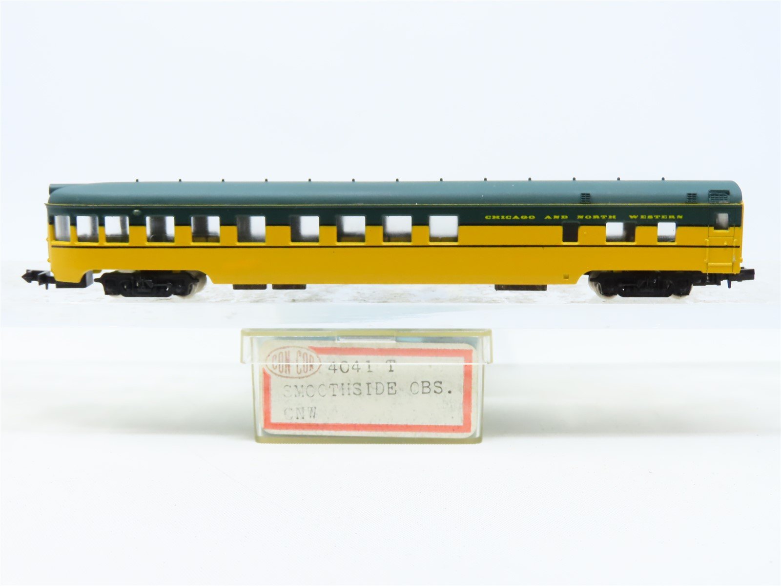 N Scale Con-Cor 4041T CNW Chicago North Western Observation Passenger