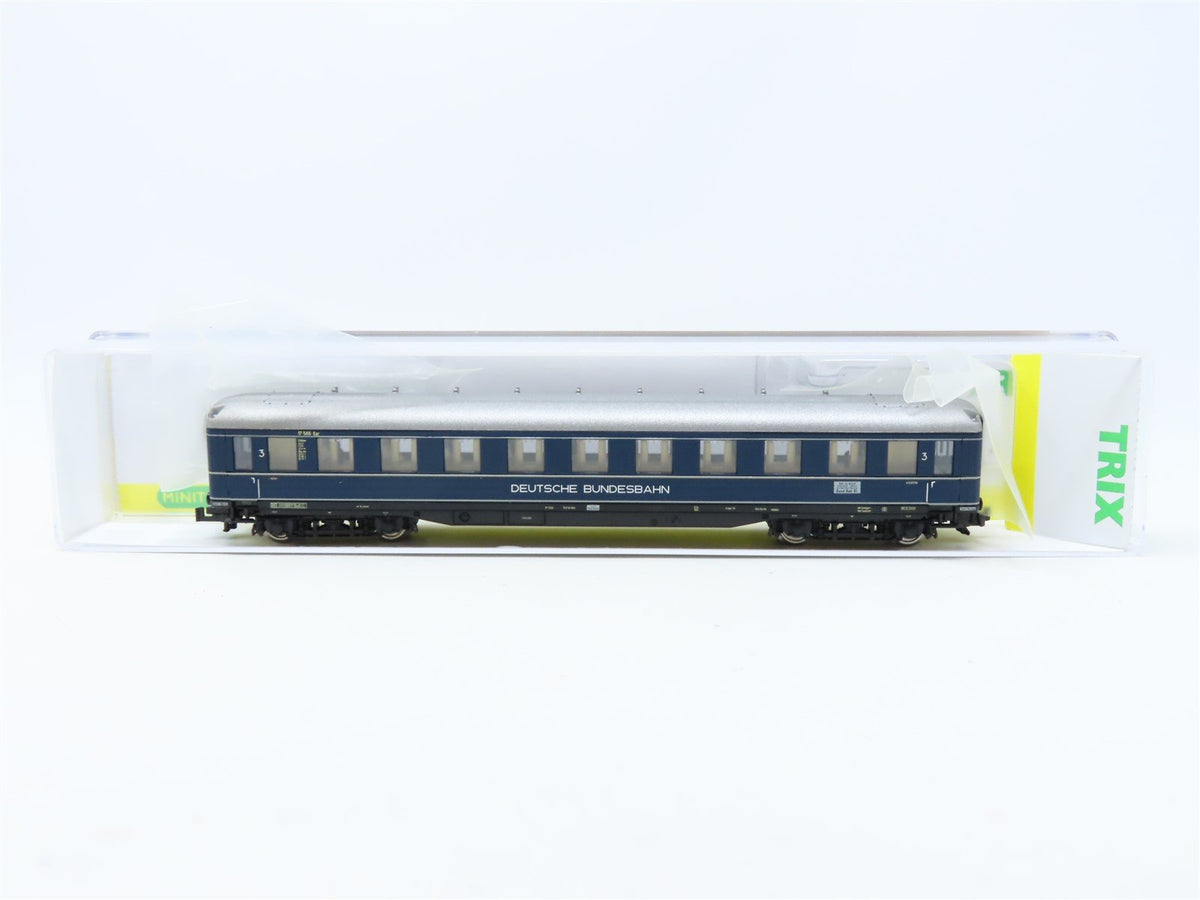 N Minitrix 15739-18 DB Rheingold 3rd Class Corridor Coach Passenger #17 566