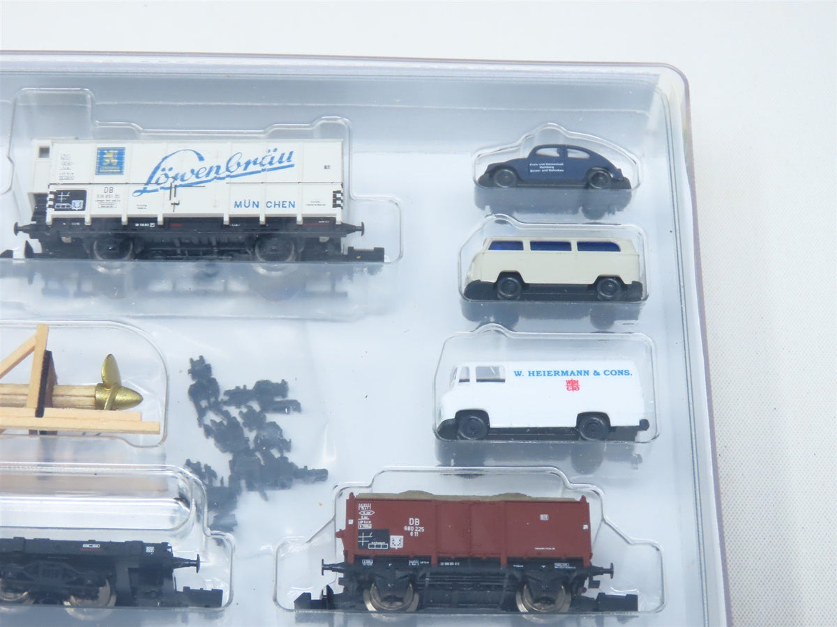 N Scale Minitrix 15094 DB German &quot;Ships Equipment&quot; 4-Car Freight Set w/Vehicles