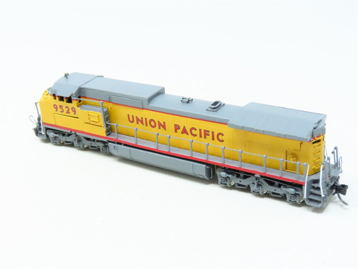 N Hallmark Models/Samhongsa BRASS UP Union Pacific GE Dash 8-40CW Diesel #9529