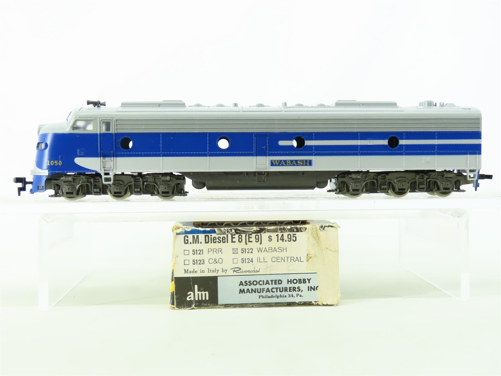 HO Scale AHM/Rivarossi 5122 WAB Wabash EMD E8/9A Diesel Locomotive #1050