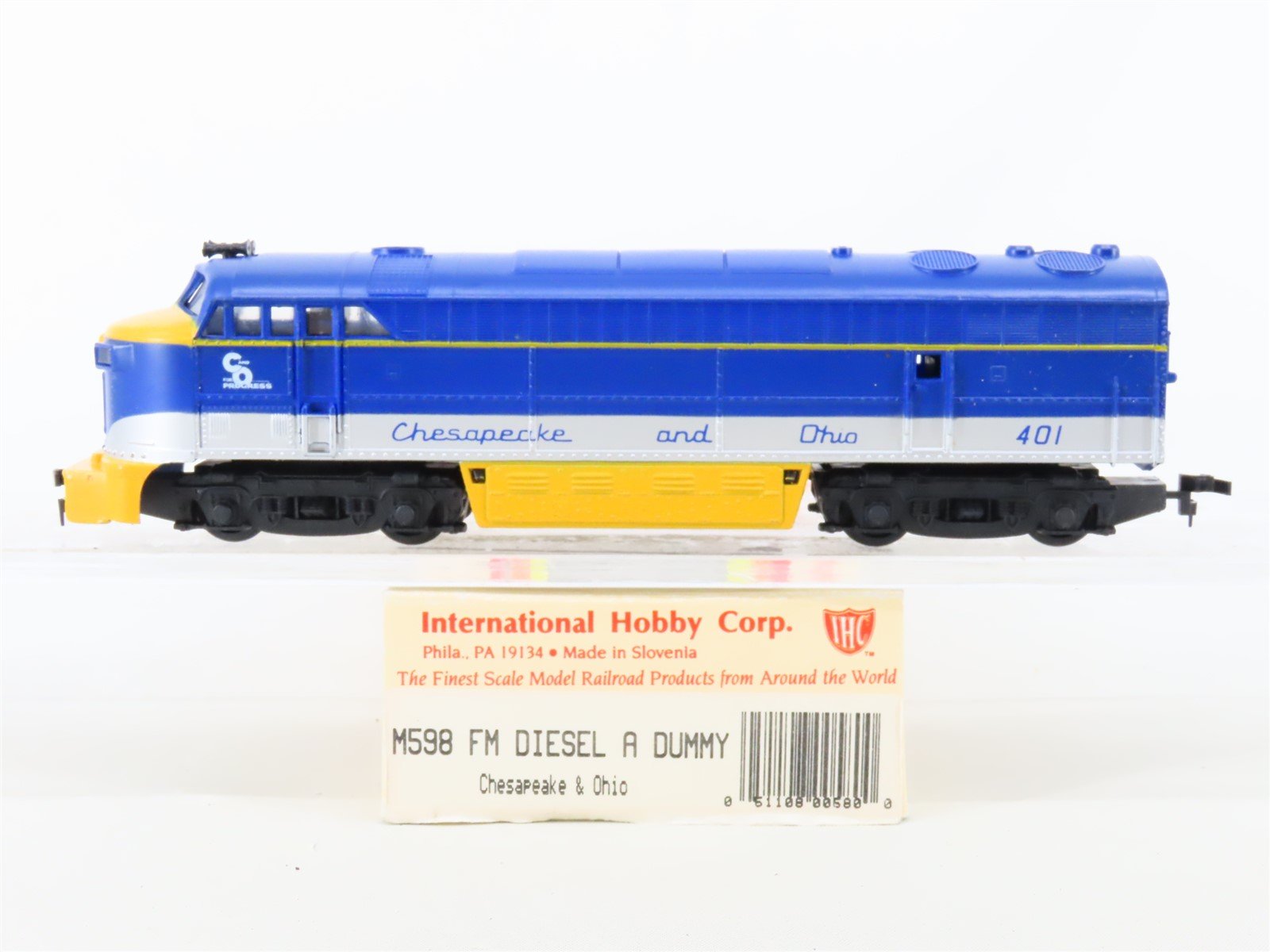 HO Scale IHC M598 C&O Chesapeake & Ohio FM C-Liner Diesel #401 - Unpowered