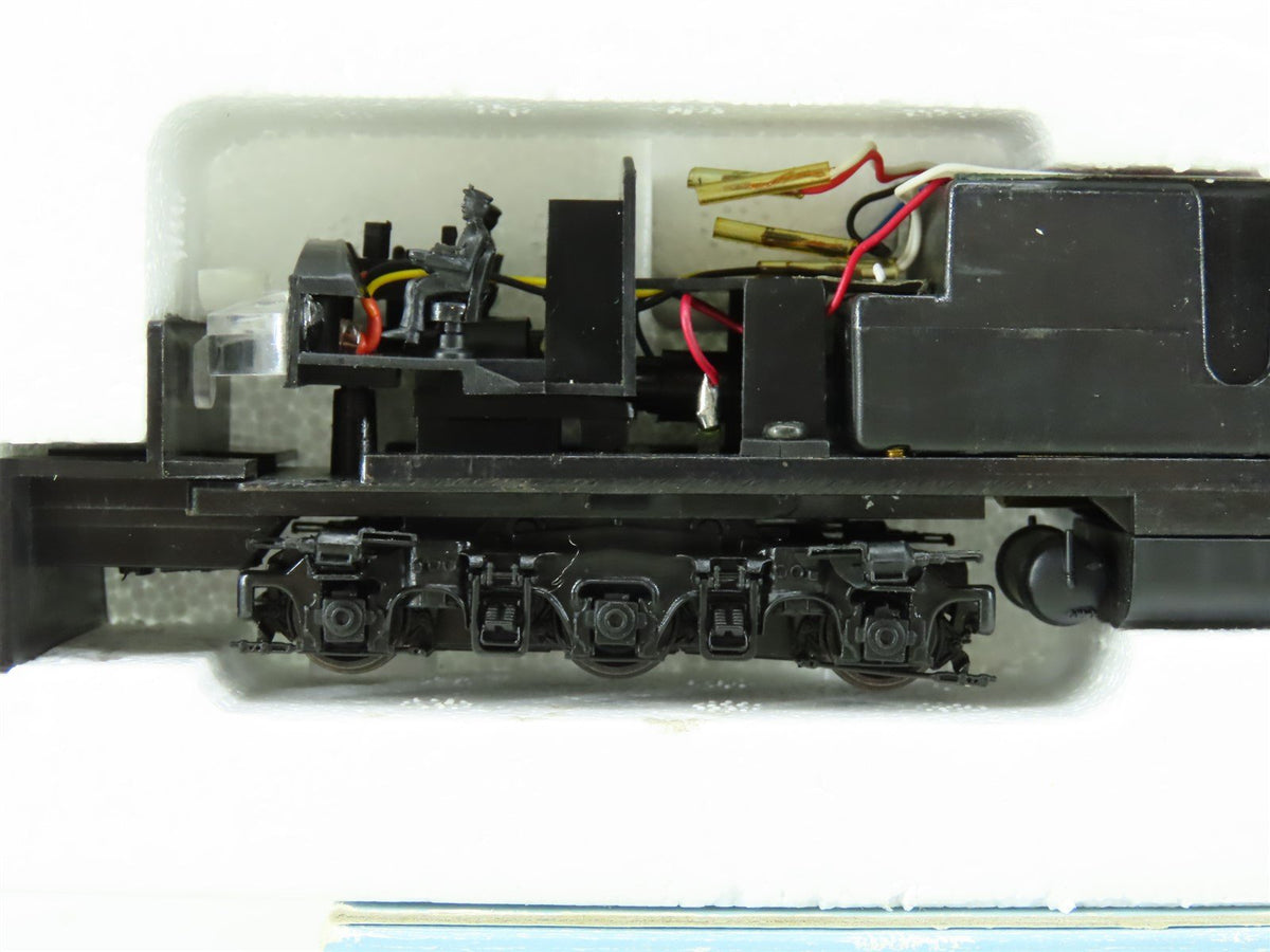 HO Scale Proto 2000 8129 Undecorated E8/9A Diesel Locomotive