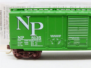 N Scale Micro-Trains MTL 22090 NP Northern Pacific 40' Box Car #8135