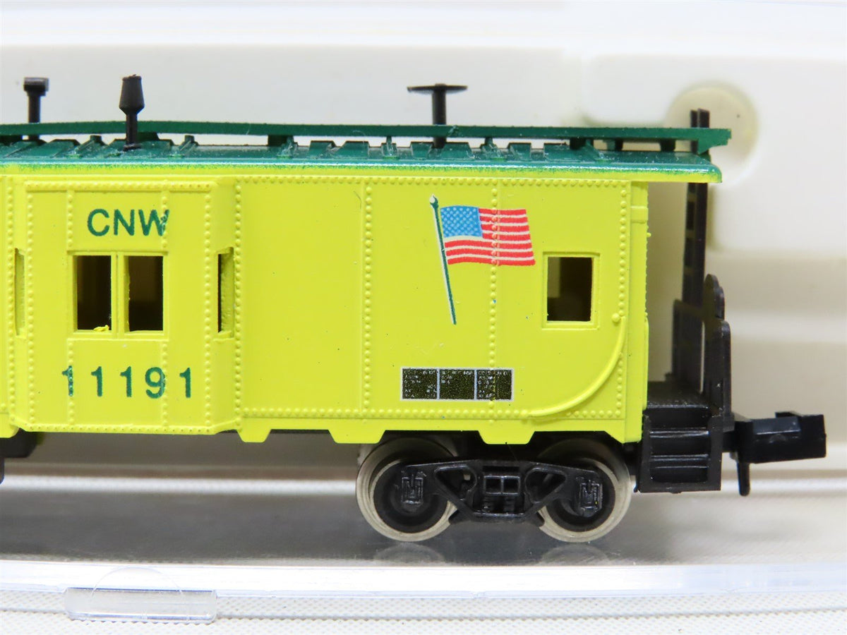 N Scale E-R Models 70105 CNW Chicago North Western Bay Window Caboose #11191