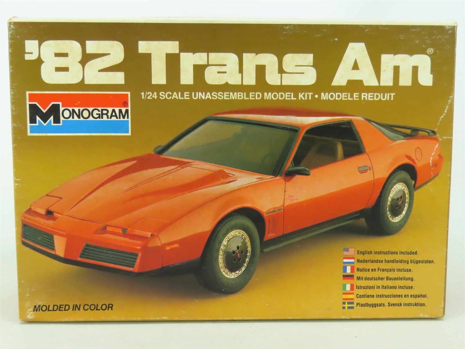 1:24 Scale Monogram Plastic Model Car #2281 '82 Trans Am