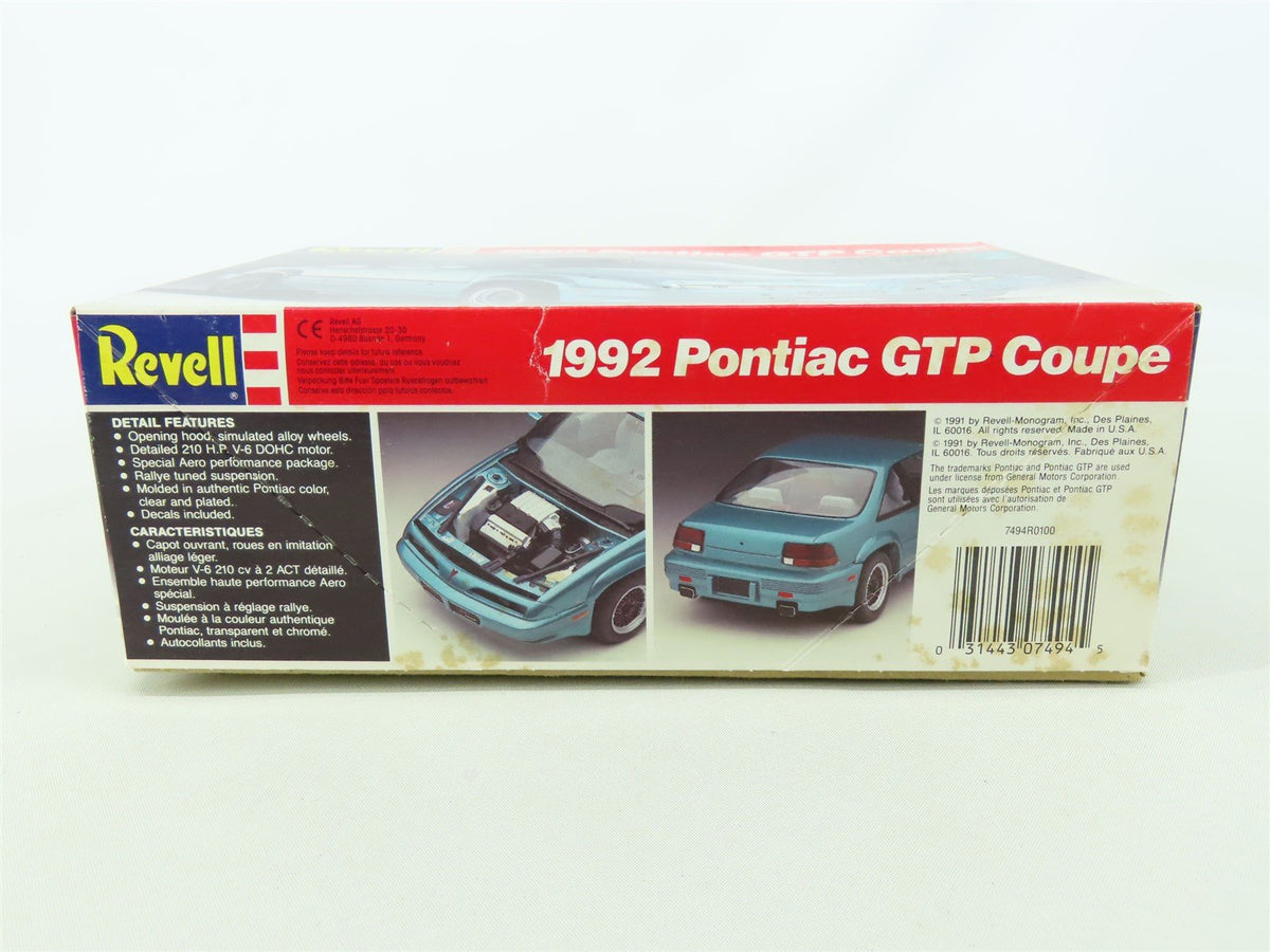 1:25 Scale Revell Model Car Kit 7494 1992 Pontiac GTP Coupe