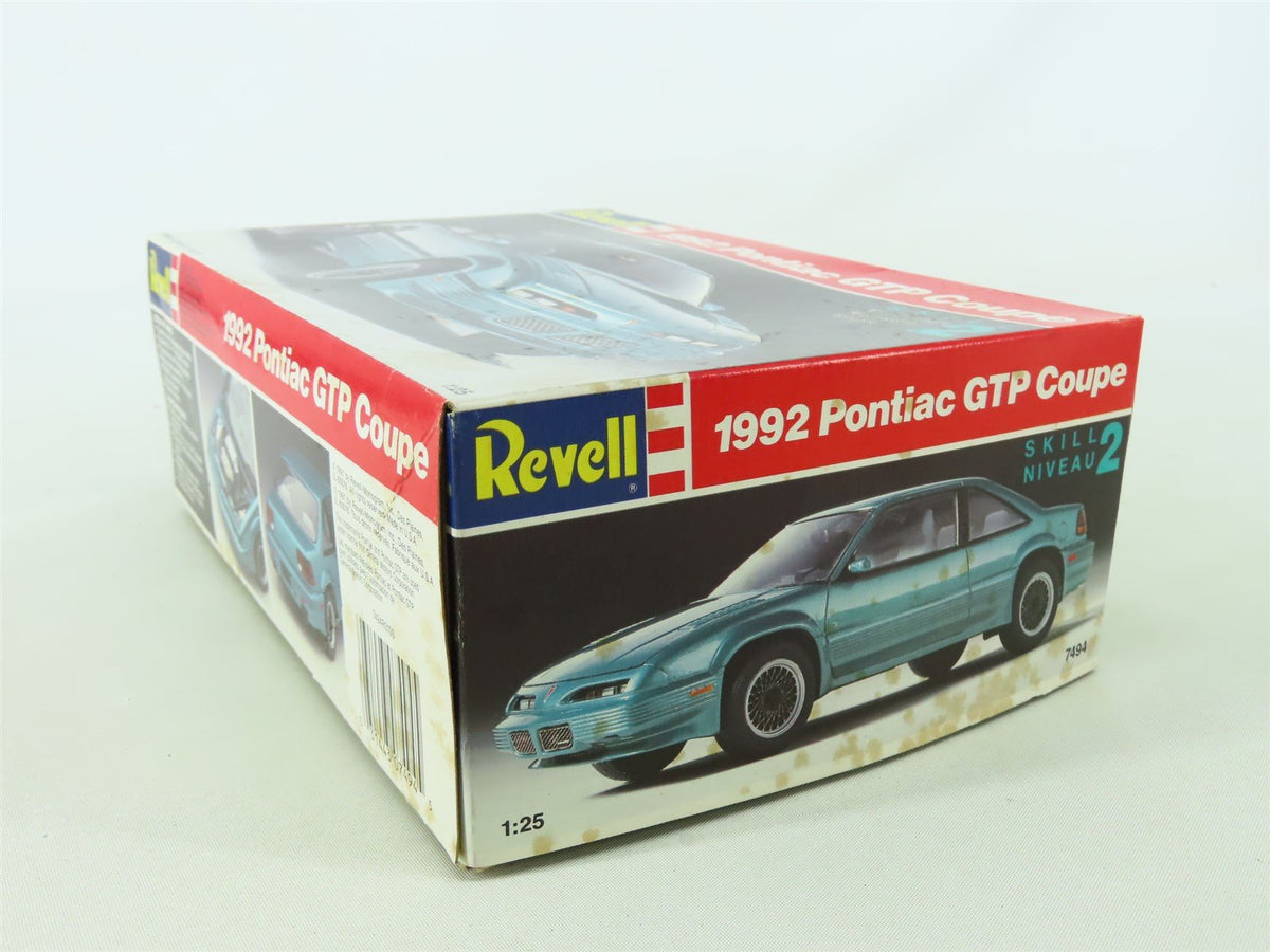 1:25 Scale Revell Model Car Kit 7494 1992 Pontiac GTP Coupe