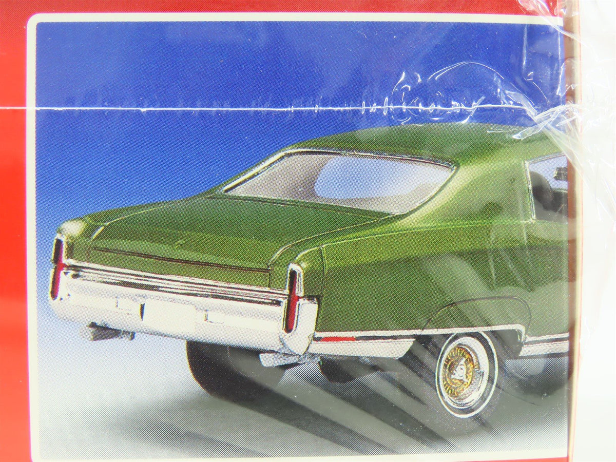 1:25 Scale AMT Ertl Model Car Kit #8271 &#39;70 Monte Carlo Lowrider - SEALED