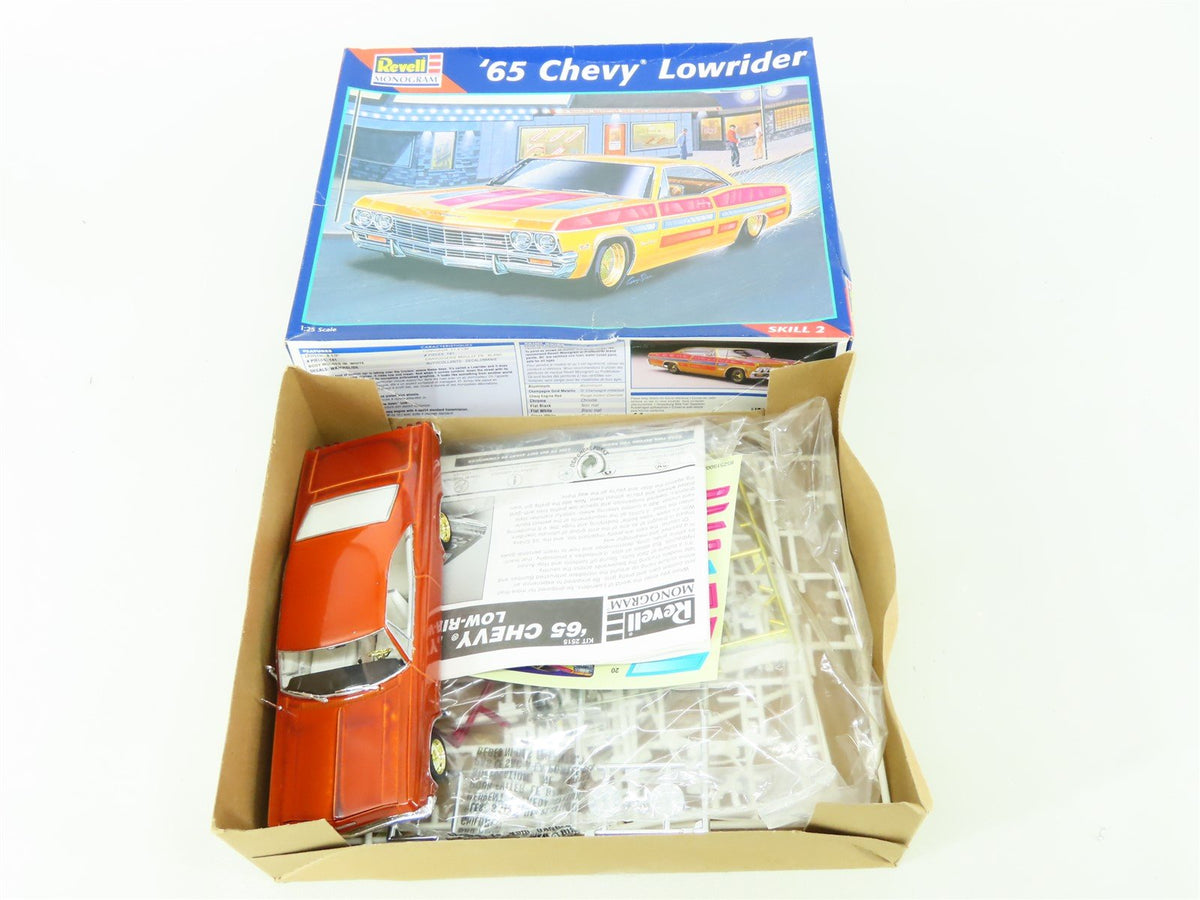 1:25 Scale Revell Monogram Model Car Kit 85-2515 &#39;65 Chevy Lowrider