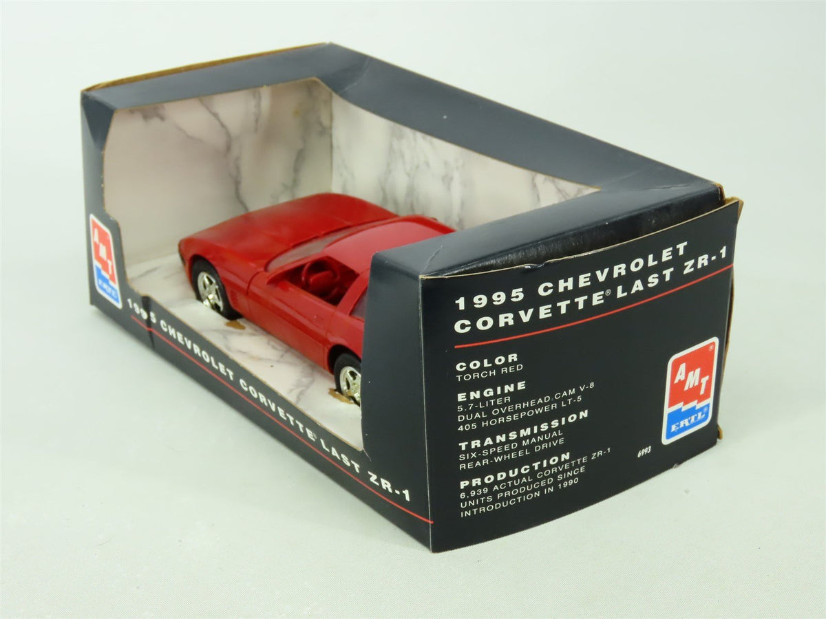 1:25 Scale AMT Ertl #6993 1995 Chevrolet Corvette &quot;Last ZR-1&quot;