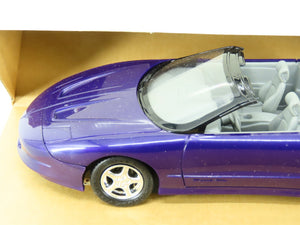 1:25 Scale AMT Ertl #8413EO 1997 Pontiac Firebird Trans Am Convertible