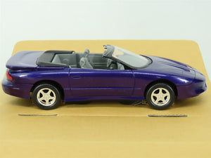 1:25 Scale AMT Ertl #8413EO 1997 Pontiac Firebird Trans Am Convertible