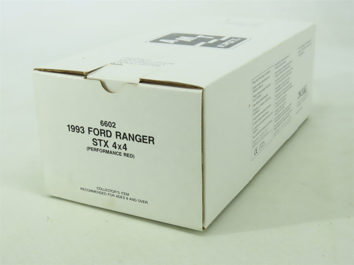 1:25 Scale AMT Ertl Plastic Model Car #6602 1993 Ford Ranger STX 4x4