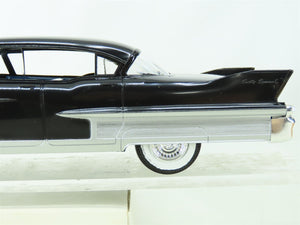 1:25 Scale Jo-Han Plastic Model Car P-46580 1958 Cadillac Fleetwood Hardtop