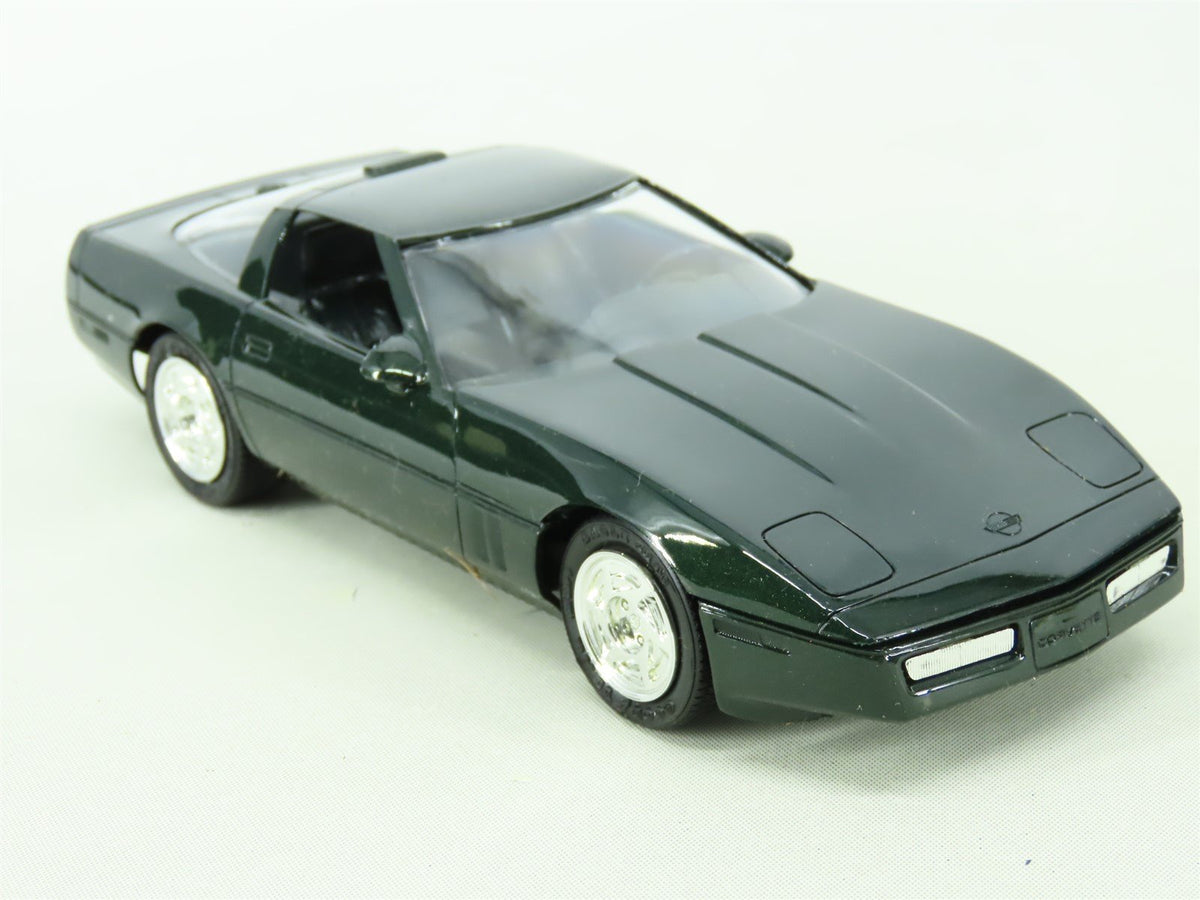 1:25 Scale AMT Ertl Plastic Model Car #6934 1990 Corvette ZR-1