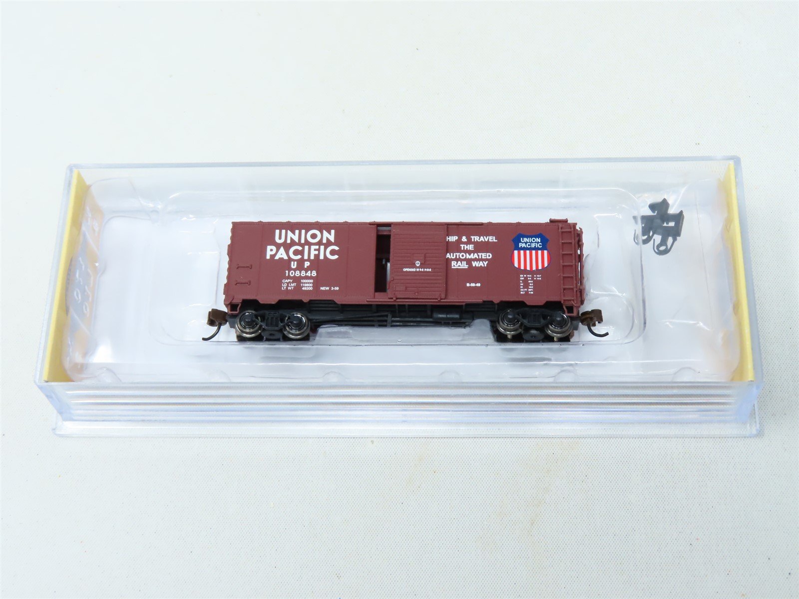 N Scale Bachmann 17053 UP Union Pacific 40' Boxcar #108848
