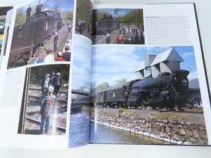 Morning Sun Trackside in the Mid-Atlantic States by Holland & Yanosey ©1999 Bk