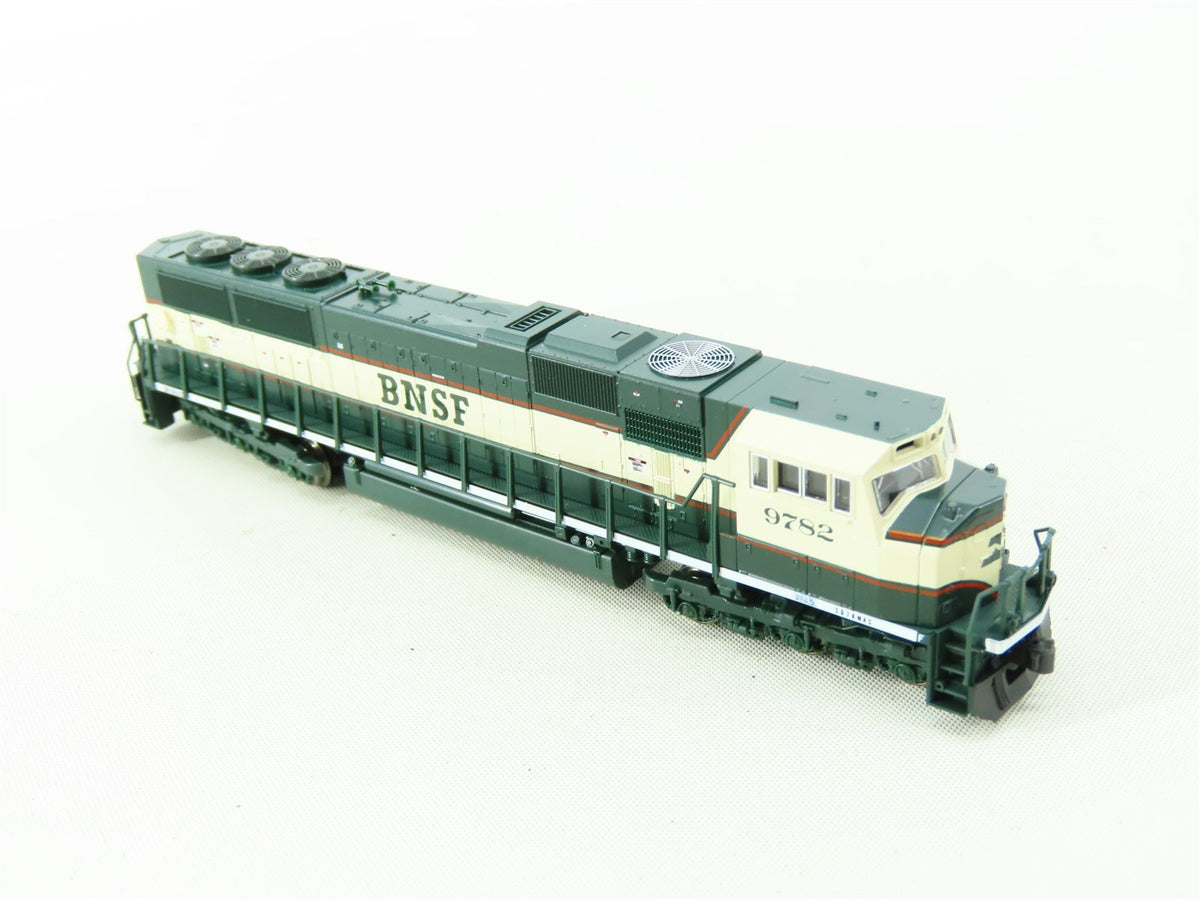 N KATO 176-6301 BNSF Railway &quot;Executive&quot; EMD SD70MAC Diesel #9782 - DCC Ready