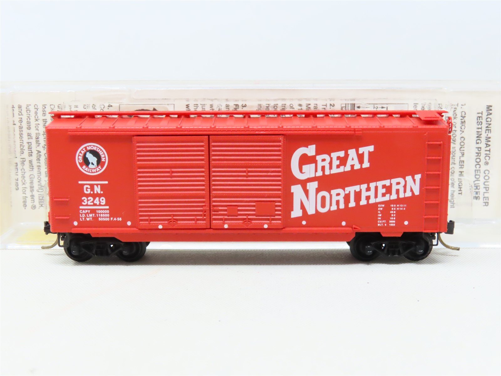 N Scale Micro-Trains MTL #23200 GN Great Northern Circus Car 40' Box Car #3249