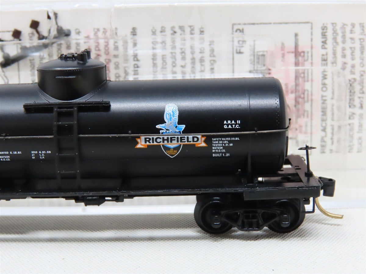 N Scale Micro-Trains MTL 65430 ROX Richfield Oil 39&#39; Single Dome Tank Car #670