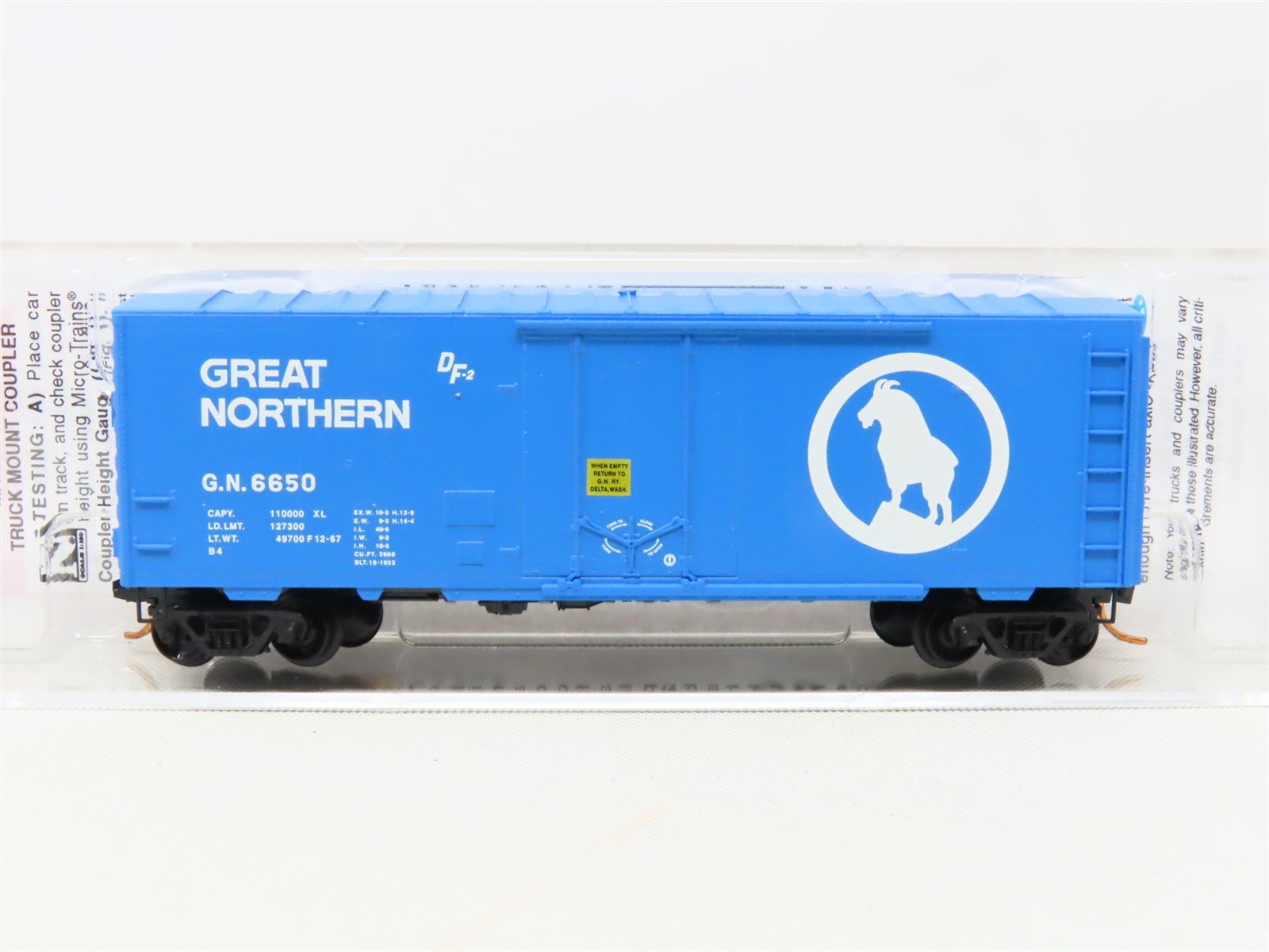 N Micro-Trains MTL #07400030 GN Great Northern Big Sky Blue 40' Box Car #6650