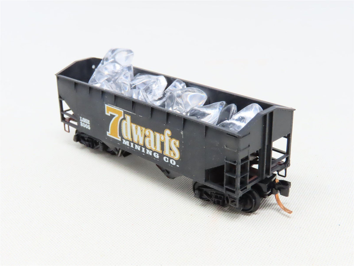 N Micro-Trains MTL Lowell Smith LSSE 7 Dwarfs Mining Co. 2-Bay Hopper w/ Gems