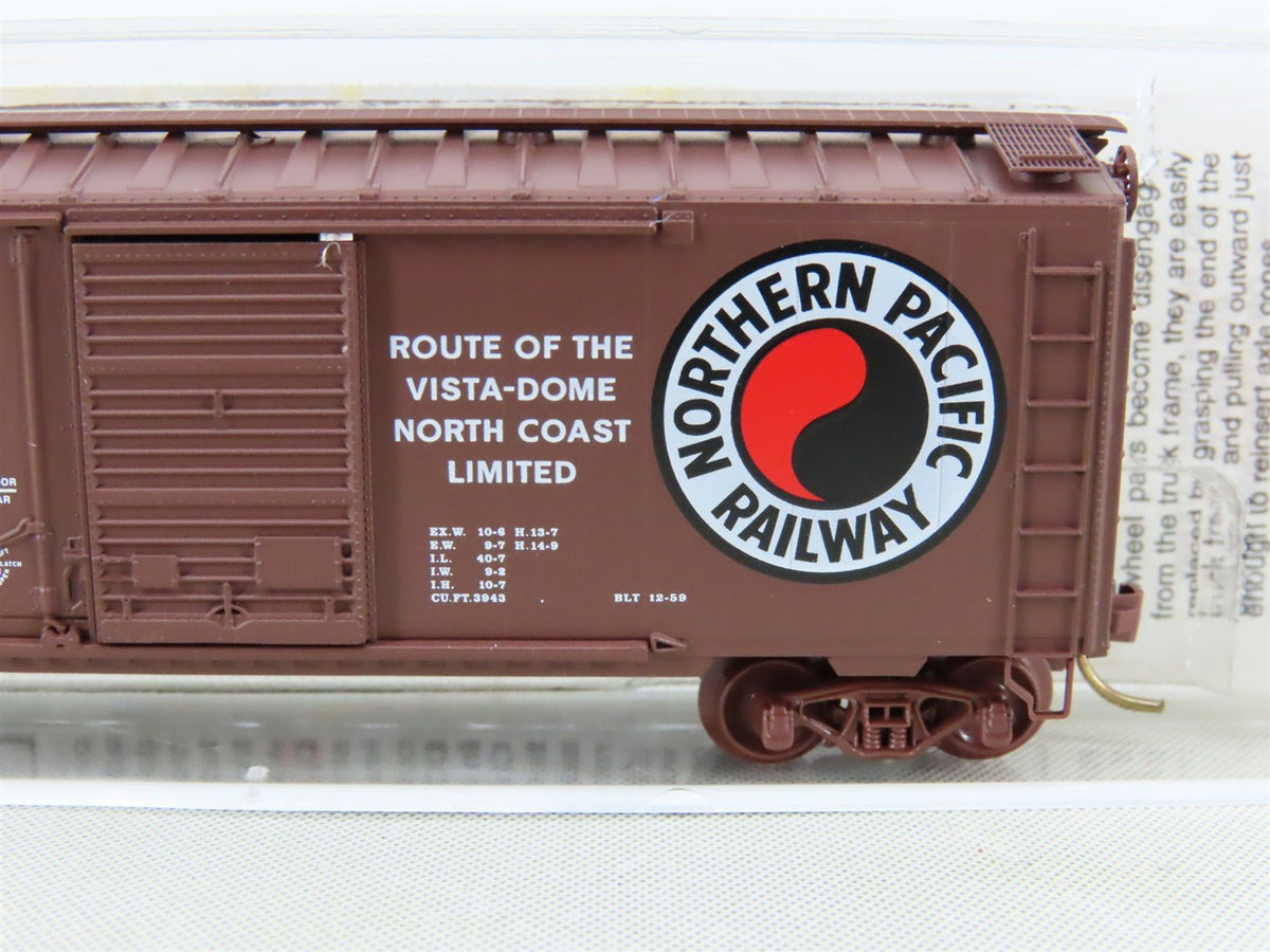 N Scale Micro-Trains MTL 22040 NP Northern Pacific 40&#39; Box Car #8723