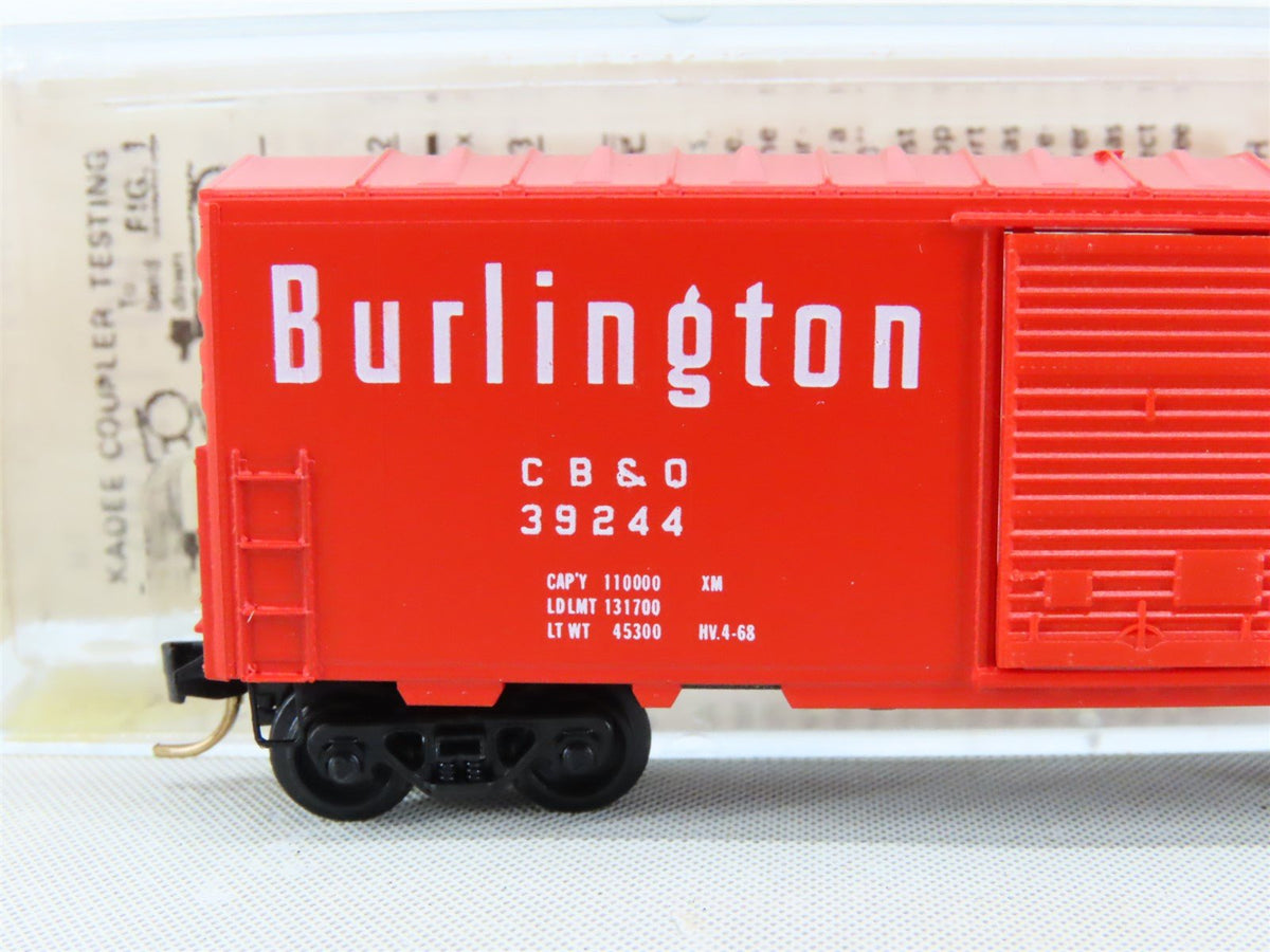 N Scale Kadee Micro-Trains MTL 24090 CB&amp;Q Burlington Route 40&#39; Box Car #39244