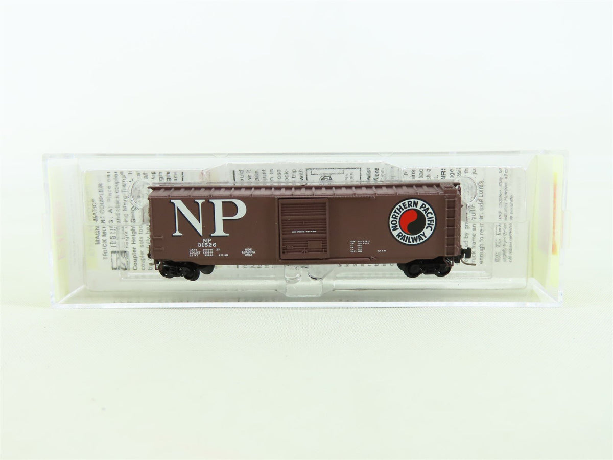 Z Scale Micro-Trains MTL 50500352 NP Northern Pacific 50&#39; Box Car #31526