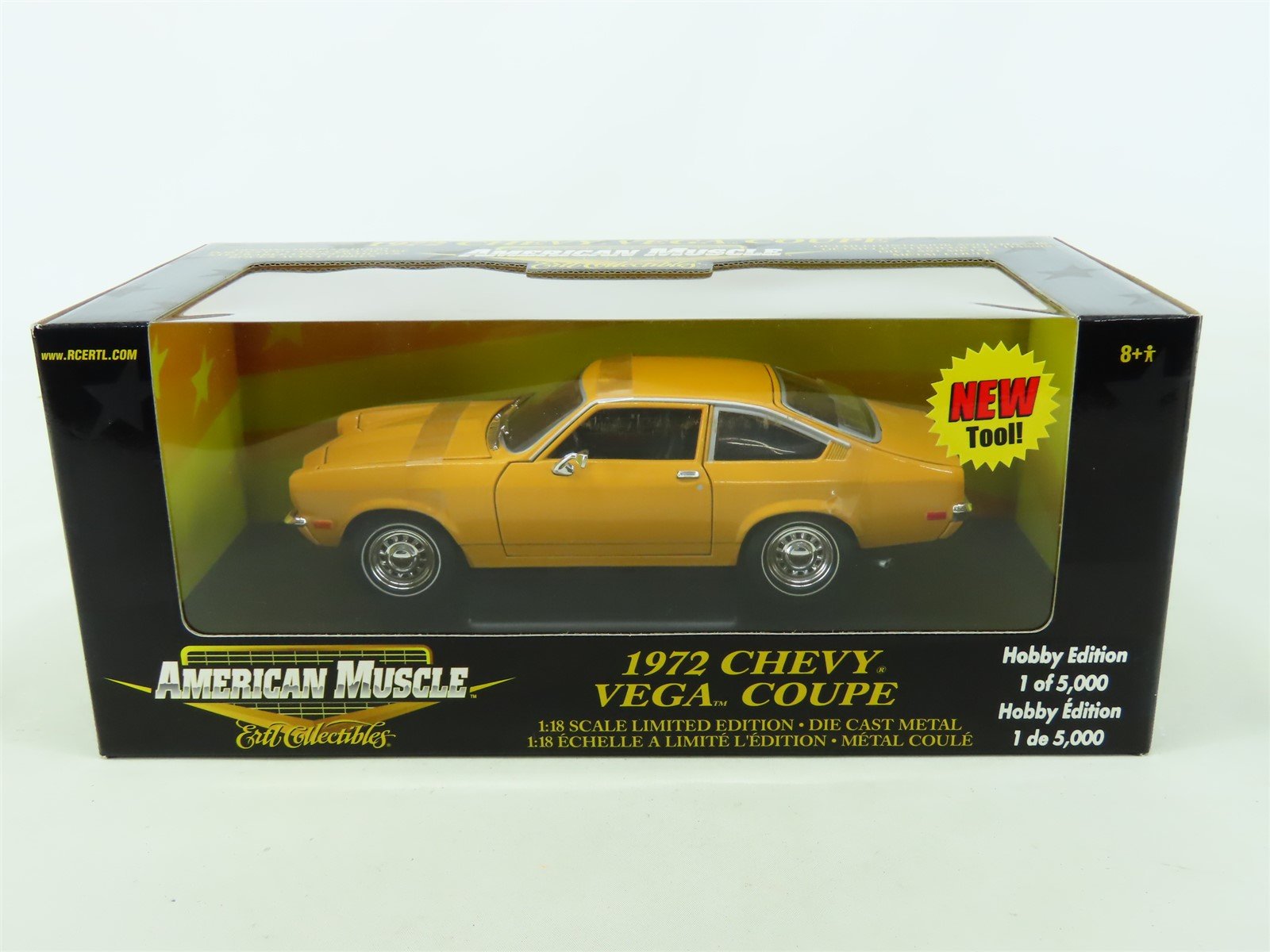 1:18 Scale Ertl American Muscle Die-Cast 36678 1972 Chevy Vega 