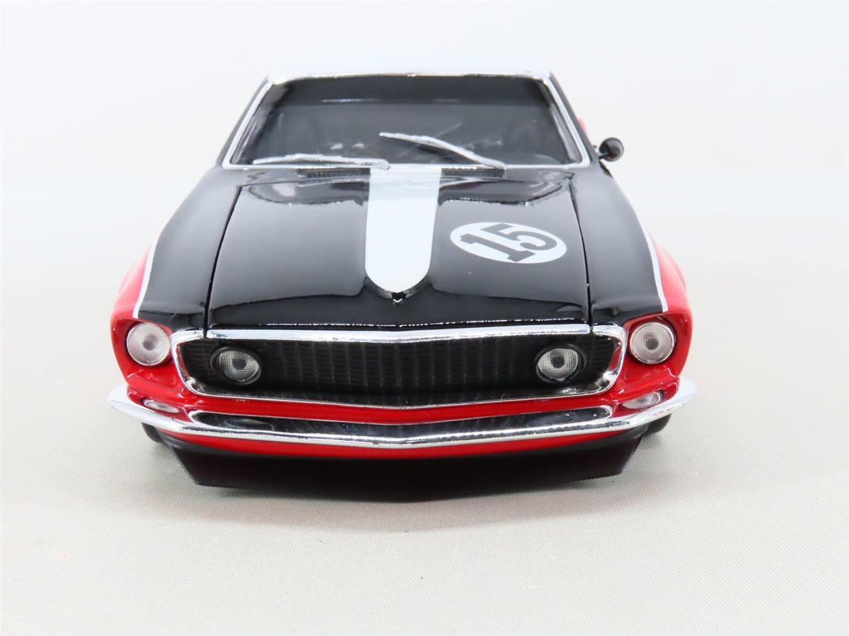 1:18 Scale WELLY Boss 302 Die-Cast 1969 Parnelli Jones #15 Trans Am Mustang